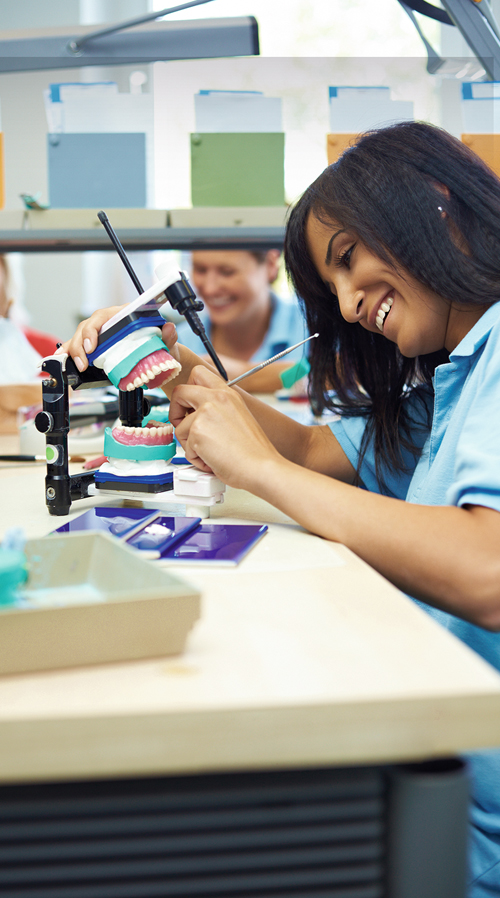 Zahntechniker (m/w/d)