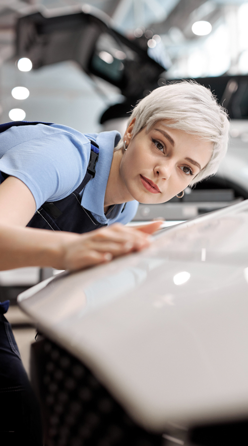 Karosserie- und Fahrzeugbaumechaniker (m/w/d)